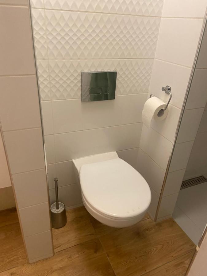 Maly Apartament Z Kuchnia I Lazienka Apartment Szczecin Ngoại thất bức ảnh